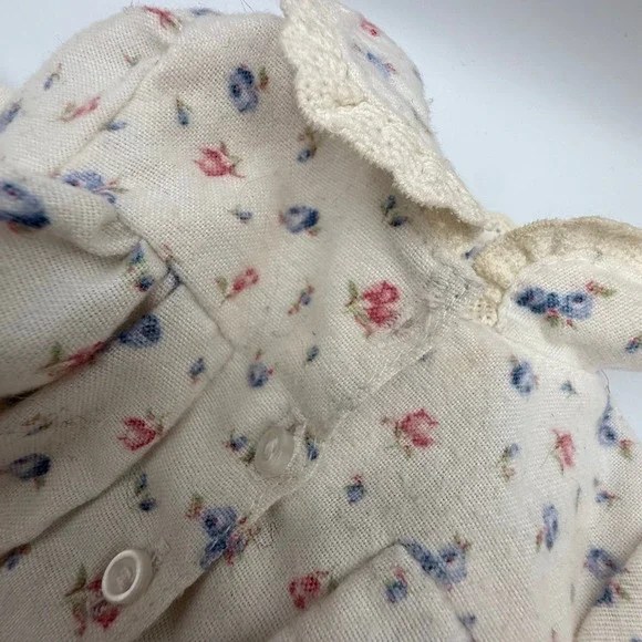 American Girl Doll Floral Pajamas Set Cream Pink Blue Lace Trim Fair Condition - Picture 6 of 8